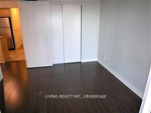 1201 - 373 Front St W, Condo with 1 bedrooms, 1 bathrooms and 1 parking in Toronto ON | Image 11