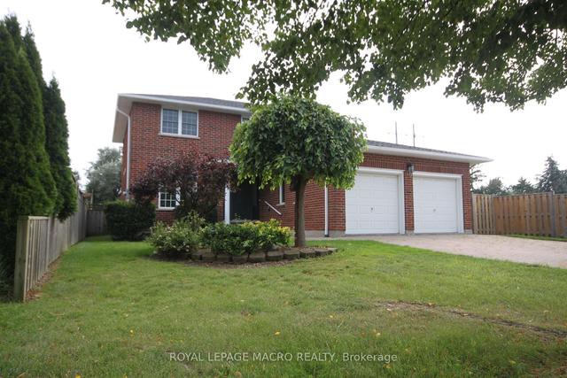 19 West Farmington Dr, House detached with 3 bedrooms, 4 bathrooms and 4 parking in St. Catharines ON | Image 1