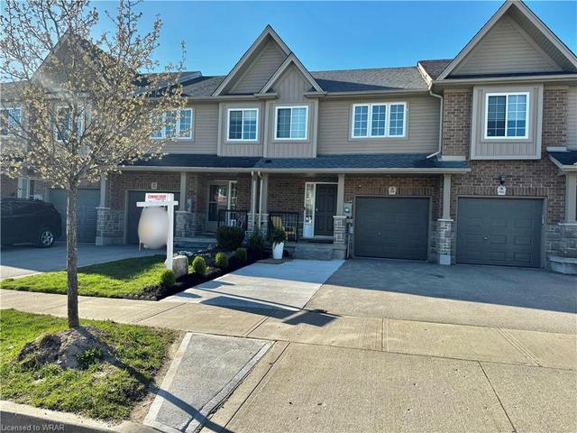 926 Zeller Crescent, House attached with 3 bedrooms, 2 bathrooms and 3 parking in Kitchener ON | Image 1
