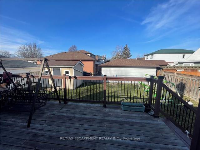 907 Fennell Ave E, House detached with 3 bedrooms, 2 bathrooms and 3 parking in Hamilton ON | Image 11