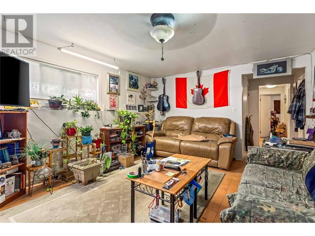 840 - 842 Tataryn Road, House semidetached with 8 bedrooms, 4 bathrooms and 8 parking in Kelowna BC | Image 53