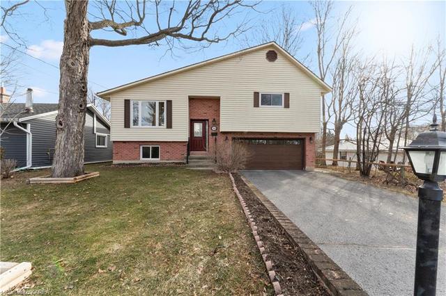 744 Tacoma Crescent, House detached with 3 bedrooms, 1 bathrooms and 6 parking in Kingston ON | Image 1