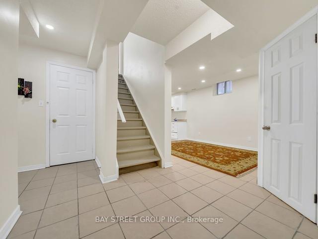 56 Hood Cres, House detached with 3 bedrooms, 4 bathrooms and 3 parking in Brampton ON | Image 25