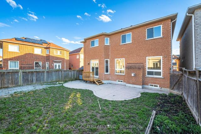4 Nomad Cres, House detached with 5 bedrooms, 5 bathrooms and 6 parking in Brampton ON | Image 26