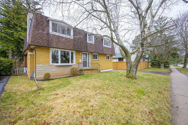 521 Dynes Rd, House detached with 5 bedrooms, 3 bathrooms and 3 parking in Burlington ON | Image 12