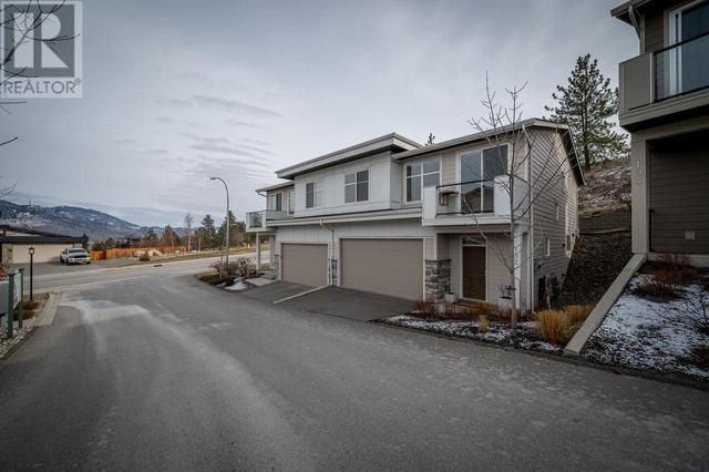 102 - 1993 Qu'appelle Blvd, House semidetached with 3 bedrooms, 3 bathrooms and null parking in Kamloops BC | Image 27