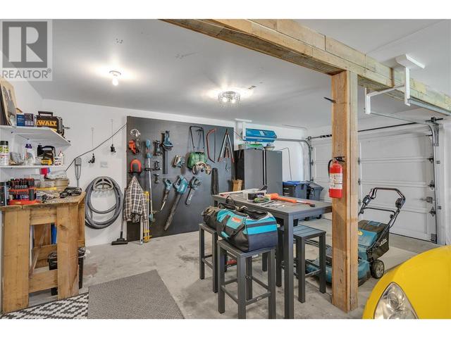 3943 Trepanier Heights Place, House detached with 5 bedrooms, 2 bathrooms and 8 parking in Peachland BC | Image 49
