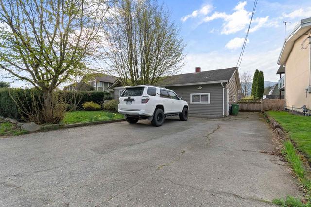 42750 South Sumas Road, House detached with 3 bedrooms, 1 bathrooms and null parking in Chilliwack BC | Image 23