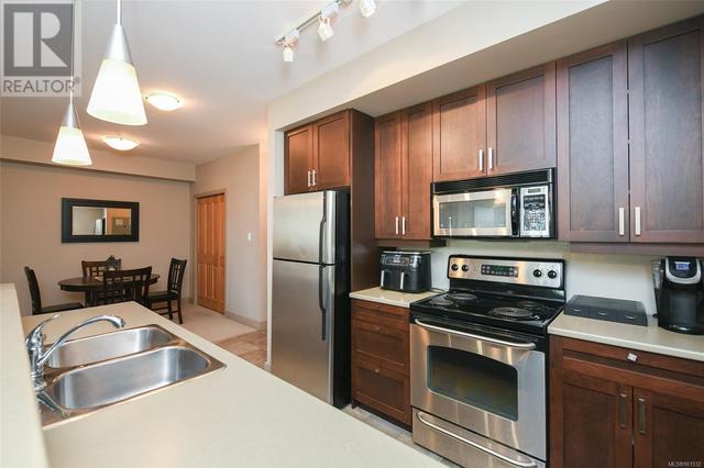 135 - 2300 Mansfield Dr, Condo with 1 bedrooms, 2 bathrooms and 1 parking in Courtenay BC | Image 22