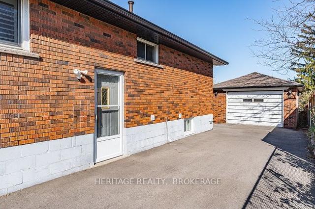 123 Victor Blvd, House detached with 3 bedrooms, 2 bathrooms and 6.5 parking in Hamilton ON | Image 27