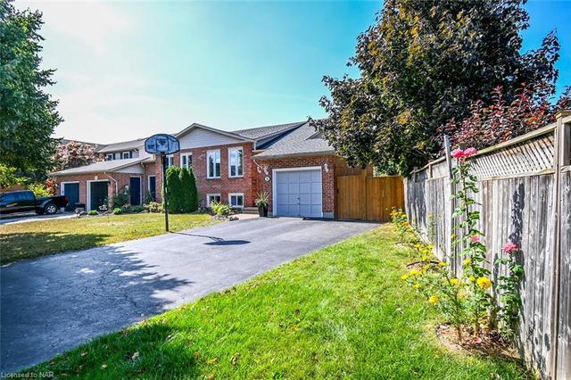 54 Stoney Brook Crescent, House semidetached with 4 bedrooms, 2 bathrooms and 5 parking in St. Catharines ON | Image 12