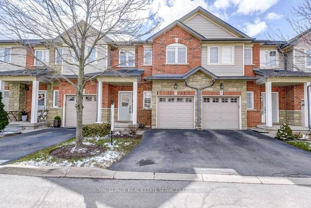 3 - 232 Stonehenge Rd, Townhouse with 3 bedrooms, 3 bathrooms and 3 parking in Hamilton ON | Image 1