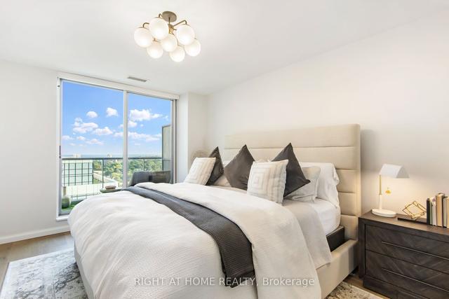 ph806 - 250 Manitoba St, Condo with 3 bedrooms, 2 bathrooms and 2 parking in Toronto ON | Image 3