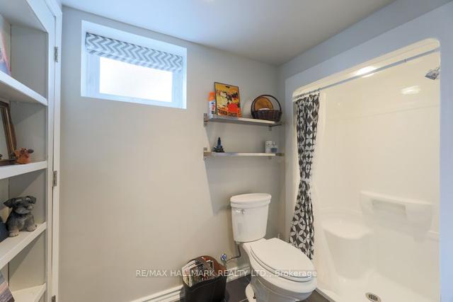 96 Natal Ave, House detached with 2 bedrooms, 2 bathrooms and 3 parking in Toronto ON | Image 11