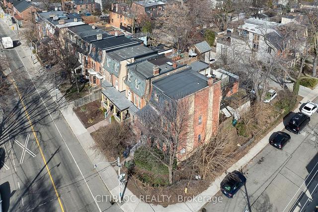 256 Gerrard St E, House detached with 9 bedrooms, 5 bathrooms and 2 parking in Toronto ON | Image 12