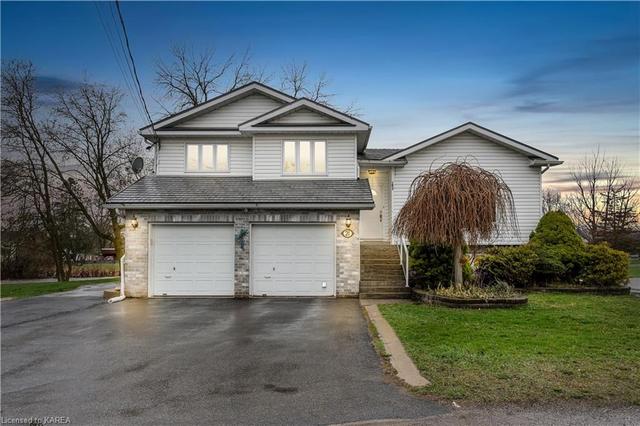 21 Mill Street, House detached with 3 bedrooms, 2 bathrooms and 6 parking in Loyalist ON | Image 1