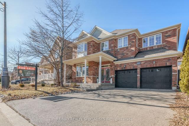 3265 Paul Henderson Dr, House detached with 4 bedrooms, 5 bathrooms and 4 parking in Mississauga ON | Image 12
