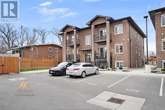 205 - 233 Watson, Condo with 2 bedrooms, 2 bathrooms and null parking in Windsor ON | Image 8