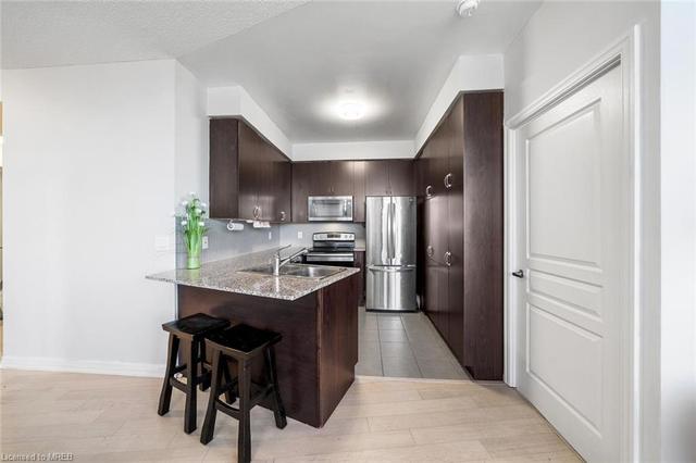 201 - 223 Webb Drive, House attached with 2 bedrooms, 2 bathrooms and 2 parking in Mississauga ON | Image 7