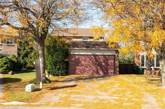 26 Myna Court, House detached with 4 bedrooms, 1 bathrooms and 4 parking in Brampton ON | Image 12