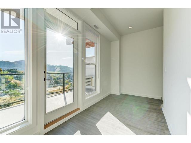 61 - 685 Boynton Place, House attached with 2 bedrooms, 1 bathrooms and 1 parking in Kelowna BC | Image 13