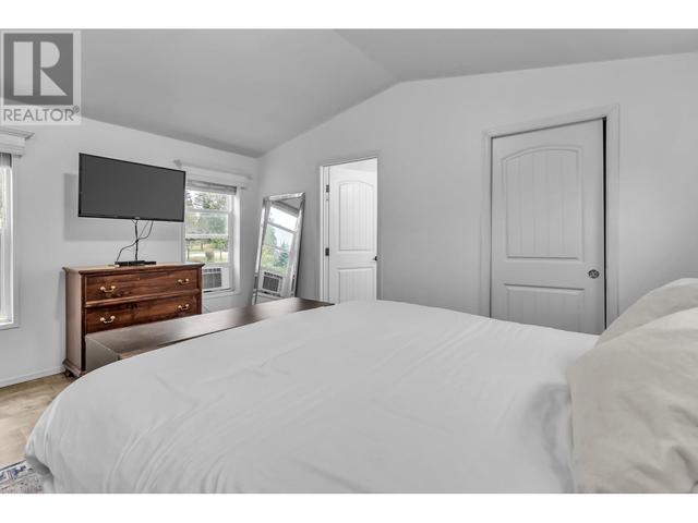 10543 277 Street, House detached with 2 bedrooms, 2 bathrooms and 20 parking in Maple Ridge BC | Image 31