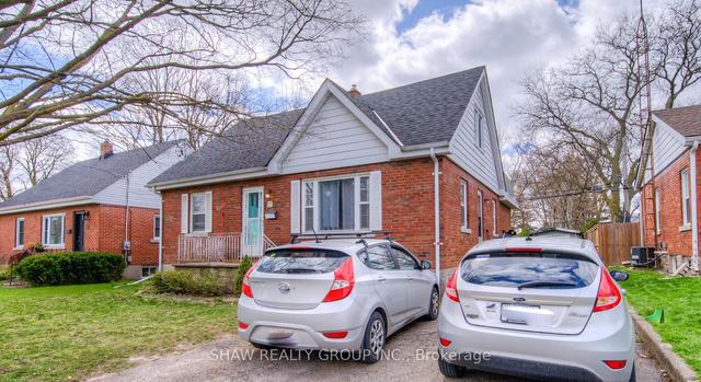 12 Christopher Dr, House detached with 4 bedrooms, 2 bathrooms and 6 parking in Cambridge ON | Image 12