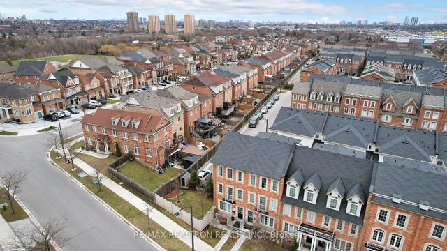 27 Sergio Marchi St, House attached with 3 bedrooms, 4 bathrooms and 2 parking in Toronto ON | Image 24