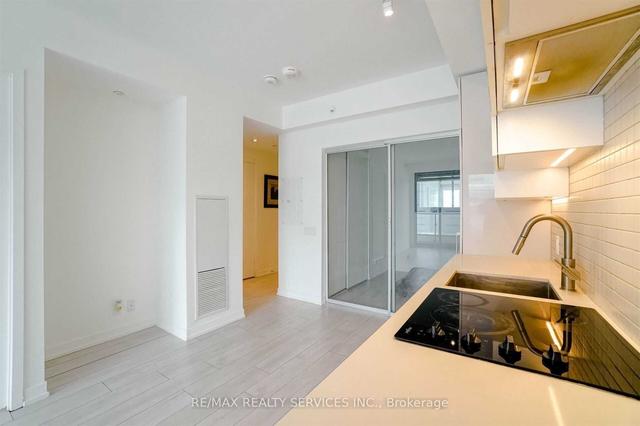 1108 - 5 Buttermill Ave, Condo with 2 bedrooms, 2 bathrooms and 0 parking in Vaughan ON | Image 36