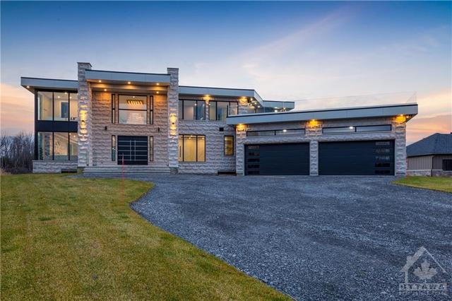 493 Shoreway Drive, House detached with 6 bedrooms, 5 bathrooms and 20 parking in Ottawa ON | Image 1