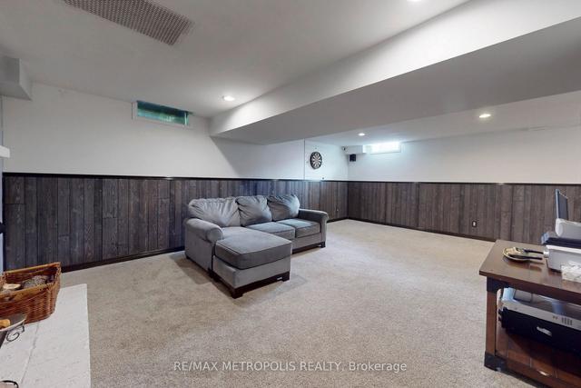 3 Cindy Ave, House detached with 3 bedrooms, 2 bathrooms and 3 parking in Cambridge ON | Image 30