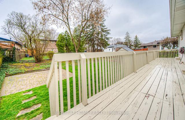 1226 Owen Crt, House detached with 3 bedrooms, 2 bathrooms and 4 parking in Oakville ON | Image 25