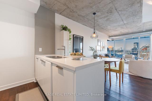 805 - 318 King St E, Condo with 2 bedrooms, 2 bathrooms and 1 parking in Toronto ON | Image 38