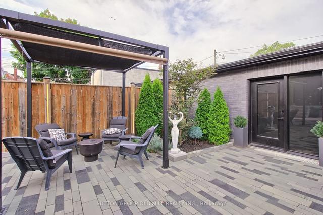 241 Lansdowne Ave, House detached with 3 bedrooms, 4 bathrooms and 2 parking in Toronto ON | Image 27