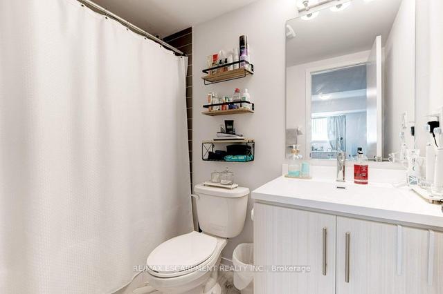 11 - 260 Twelfth St, Townhouse with 2 bedrooms, 3 bathrooms and 1 parking in Toronto ON | Image 7