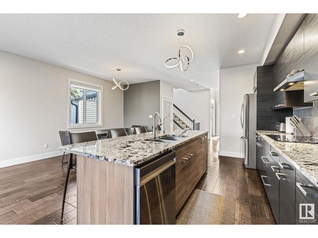 9834 162 St Nw Nw, House semidetached with 3 bedrooms, 2 bathrooms and null parking in Edmonton AB | Image 18