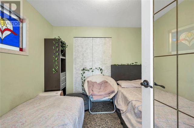 den used a bedroom | Image 39