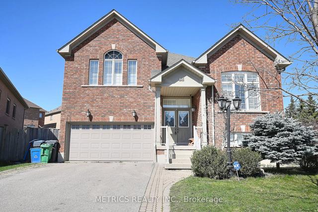 42 Carmel Cres, House detached with 3 bedrooms, 3 bathrooms and 6 parking in Brampton ON | Image 1