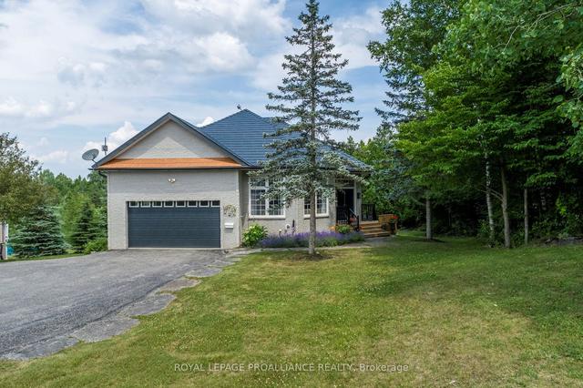 137 Sumcot Dr, House detached with 2 bedrooms, 3 bathrooms and 6 parking in Trent Lakes ON | Image 27