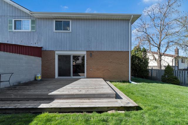 48 Lamont Pl, House semidetached with 4 bedrooms, 2 bathrooms and 4 parking in Brampton ON | Image 32