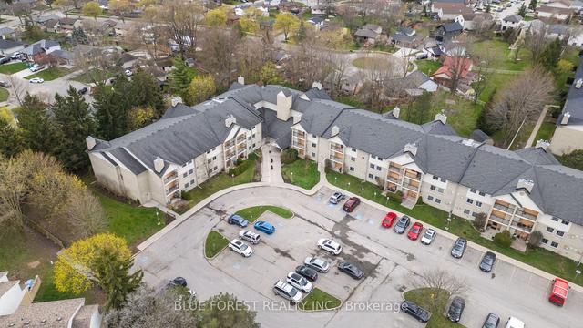 120 - 725 Deveron Cres, Townhouse with 2 bedrooms, 1 bathrooms and 2 parking in London ON | Image 12