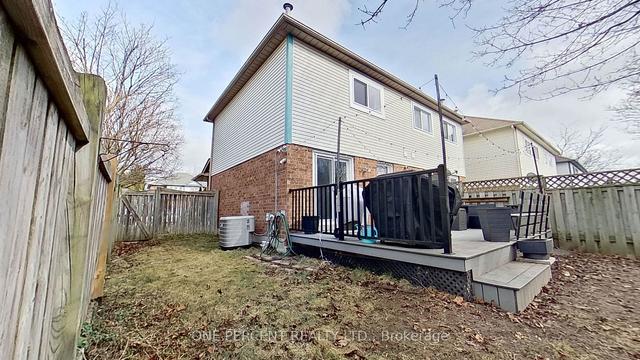 140 Waller St, House semidetached with 2 bedrooms, 2 bathrooms and 3 parking in Whitby ON | Image 30