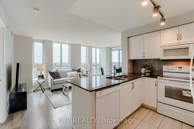 1019 - 80 Esther Lorrie Dr, Condo with 2 bedrooms, 2 bathrooms and 1 parking in Toronto ON | Image 10