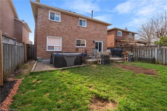 76 Evalene Court, House detached with 4 bedrooms, 3 bathrooms and 6 parking in Brampton ON | Image 31