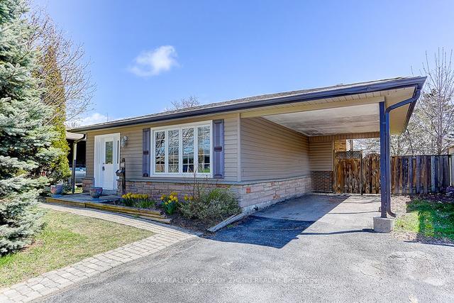 45 Bryant Rd, House detached with 3 bedrooms, 2 bathrooms and 3 parking in Ajax ON | Image 1