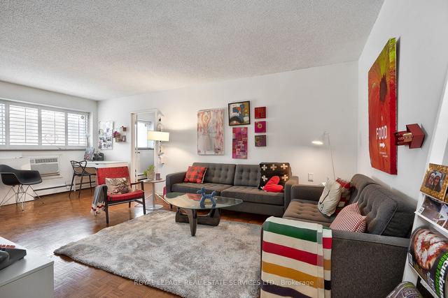 103 - 14 Norris Pl, Condo with 3 bedrooms, 2 bathrooms and 1 parking in St. Catharines ON | Image 31