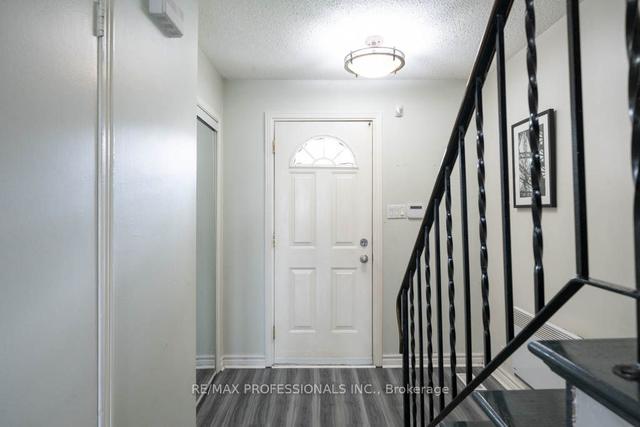 7 - 2440 Bromsgrove Rd, Townhouse with 3 bedrooms, 3 bathrooms and 2 parking in Mississauga ON | Image 25