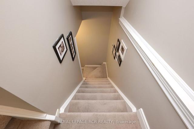 28 Murray Crt, House detached with 3 bedrooms, 3 bathrooms and 3 parking in Orangeville ON | Image 16