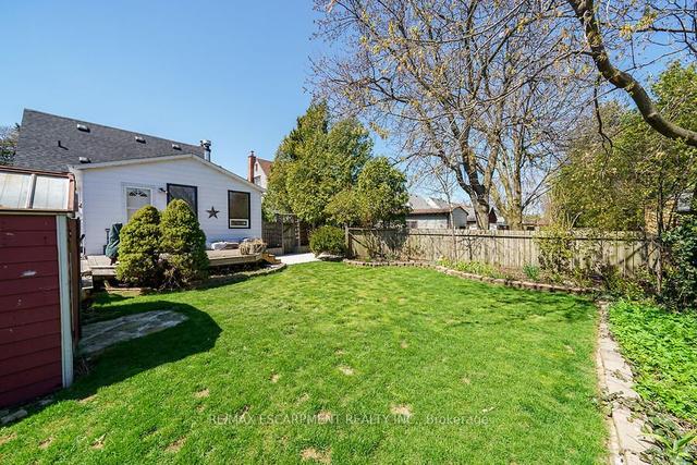 93 East 12th St, House detached with 3 bedrooms, 2 bathrooms and 4 parking in Hamilton ON | Image 30