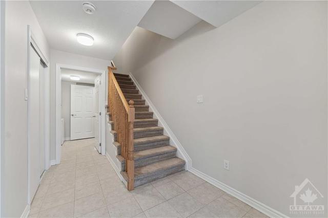 1036 Apolune Street, Townhouse with 2 bedrooms, 2 bathrooms and 3 parking in Ottawa ON | Image 4